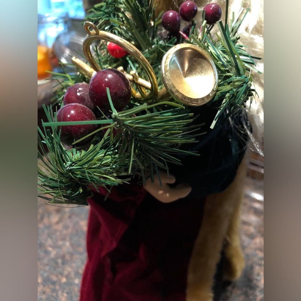 Santa - Picture 4 of 6